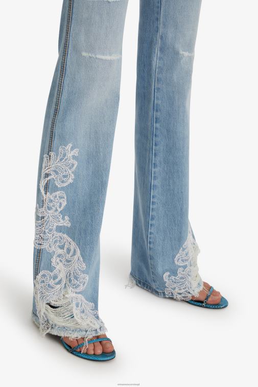 kobiety Ermanno Scervino niebieski zdobione koronką dżinsy typu bootcut LN28V110